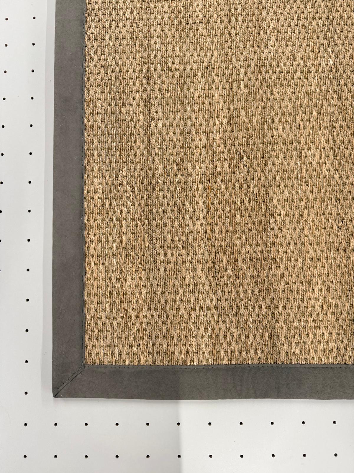 Seagrass Fine Rug with Faux Suede Elephant Border