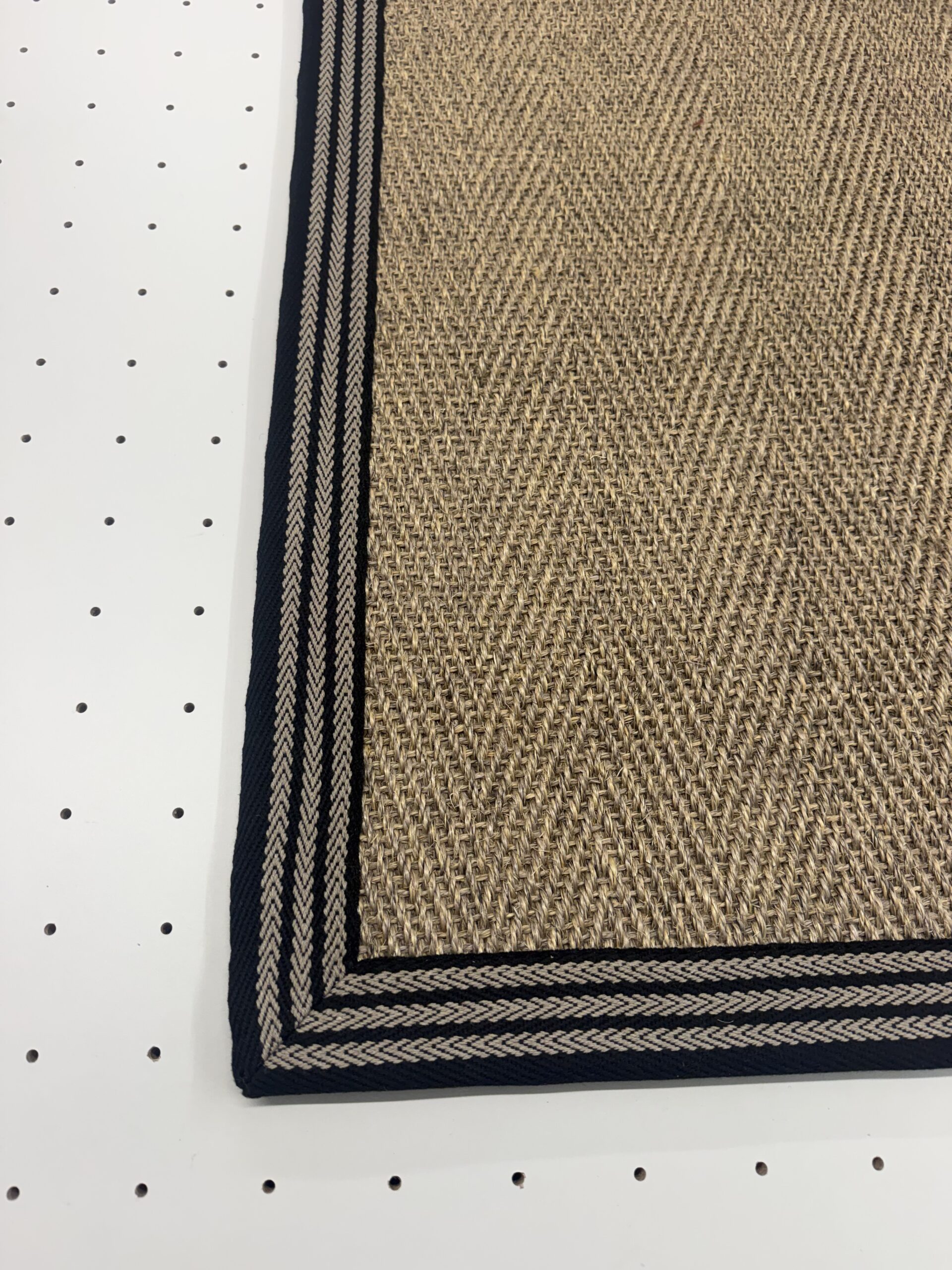 Agra Zinc Rug with Balmoral Dee Border